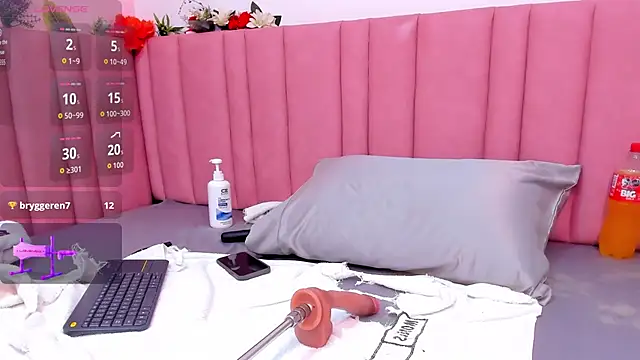 isabella santos1 online show from November 30, 3:51 am