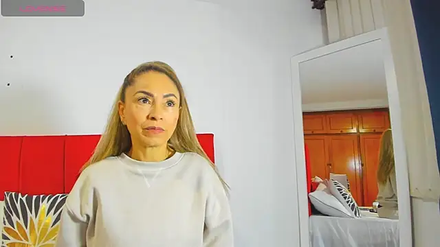 emagarcia online show from November 30, 11:00 am