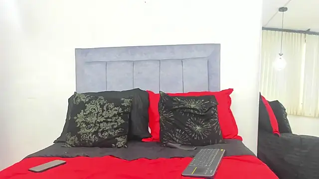 emagarcia online show from August 5, 1:49 pm