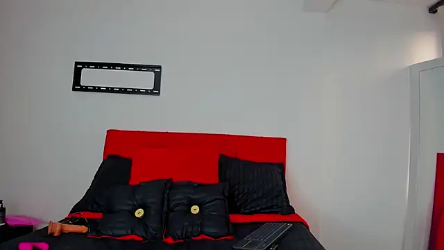 emagarcia online show from November 2, 11:26 am