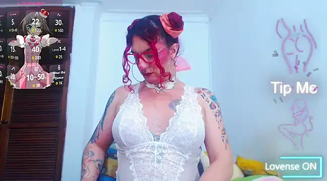 Snapshot of Skarleth77 chatting on February 6, 12:15 pm Skarleth77 online show from February 6, 12:15 pm