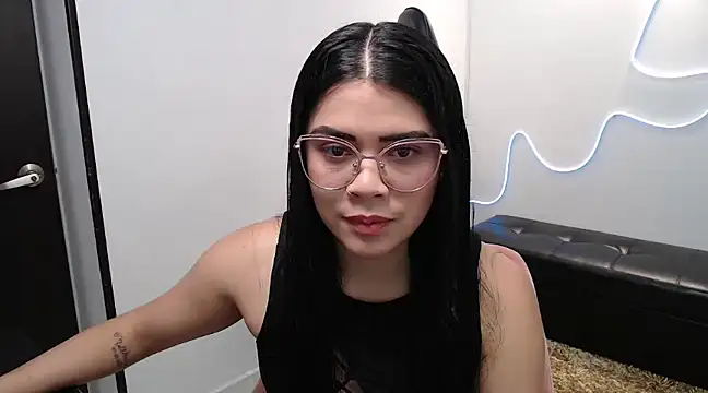 Snapshot of team_dinamite69 chatting on January 28, 2:53 pm team dinamite69 online show from January 28, 2:53 pm