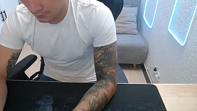 team dinamite69 online show from February 12, 12:38 pm