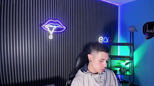 Jefer rick  online show from February 21, 9:17 pm