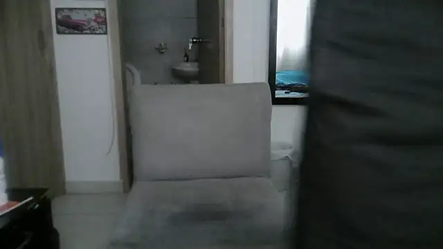 Aaron kwok28 online show from February 27, 10:09 pm