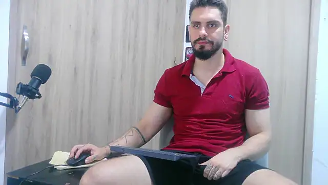 Aaron kwok28 online show from November 18, 10:24 pm