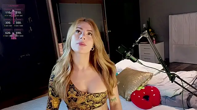 greyslopez online show from March 13, 12:04 am