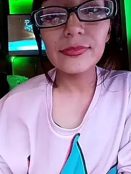 chicafresaxx online show from December 30, 3:47 am