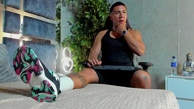 marc ginale online show from November 14, 12:09 pm