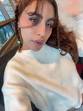 Katee Jones online show from December 18, 10:35 pm