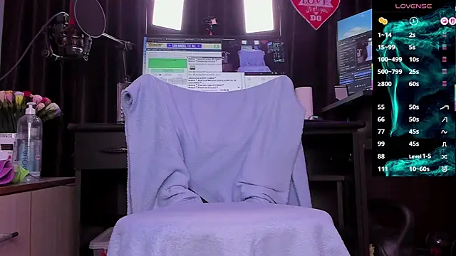 Raissa sky26 online show from March 6, 3:46 am