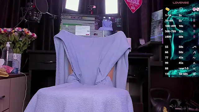 Raissa sky26 online show from April 10, 2:51 am