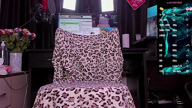 Raissa sky26 online show from March 23, 3:50 am