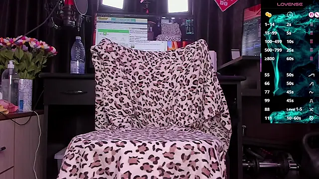 Snapshot of Raissa_sky26 chatting on November 1, 3:46 am Raissa sky26 online show from November 1, 3:46 am