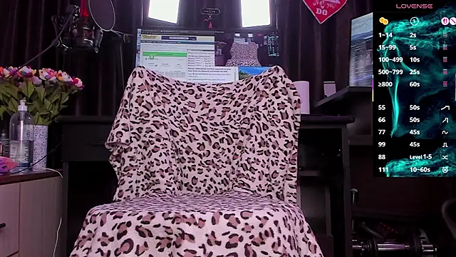 Raissa sky26 online show from March 13, 3:44 am