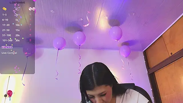 Snapshot of _gaby2 chatting on February 9, 11:41 am gaby2 online show from February 9, 11:41 am