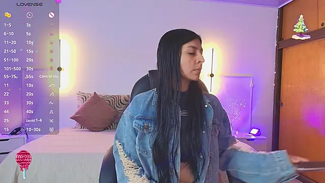 Snapshot of _gaby2 chatting on November 22, 11:31 am gaby2 online show from November 22, 11:31 am