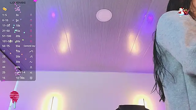 Snapshot of _gaby2 chatting on December 15, 11:27 am gaby2 online show from December 15, 11:27 am