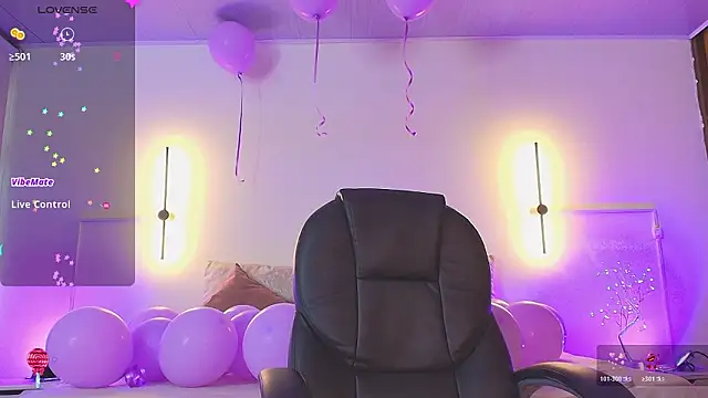 Snapshot of _gaby2 chatting on February 11, 11:54 am gaby2 online show from February 11, 11:54 am