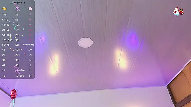 Snapshot of _gaby2 chatting on December 5, 11:42 am gaby2 online show from December 5, 11:42 am