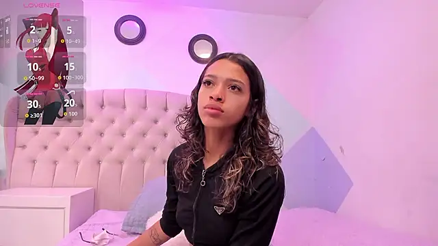 BritneyCollins online show from March 8, 1:47 pm