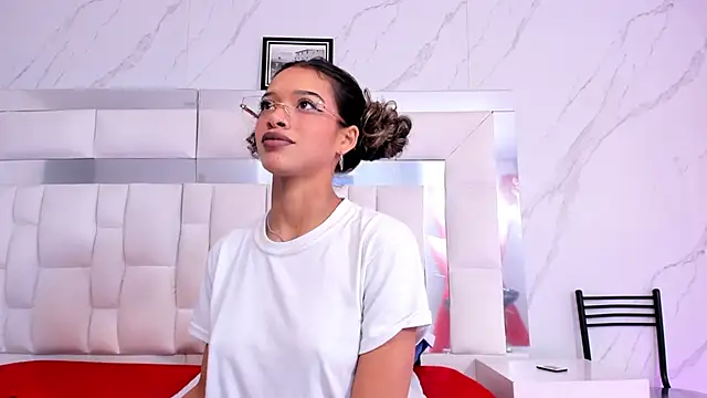 BritneyCollins online show from October 2, 11:46 am