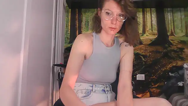 Feli blue online show from April 22, 8:43 am