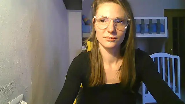 Snapshot of Feli_blue chatting on January 8, 11:54 am Feli blue online show from January 8, 11:54 am