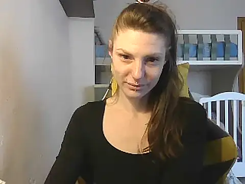 Snapshot of Feli_blue chatting on February 4, 9:07 am Feli blue online show from February 4, 9:07 am