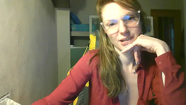 Snapshot of Feli_blue chatting on January 20, 12:28 pm Feli blue online show from January 20, 12:28 pm