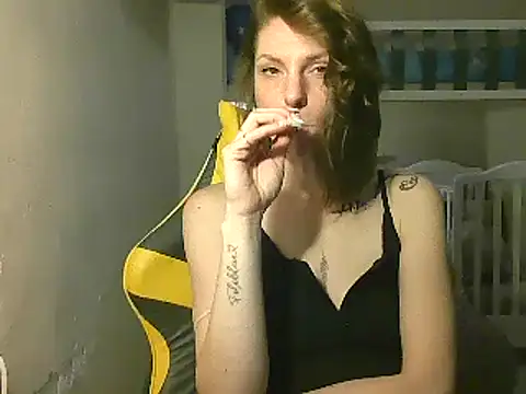 Snapshot of Feli_blue chatting on February 19, 5:06 pm Feli blue online show from February 19, 5:06 pm