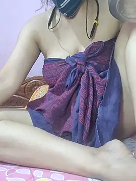 Snapshot of IndianRima chatting on June 4, 2:38 am IndianRima online show from June 4, 2:38 am
