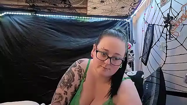 Bunny Cummings online show from January 11, 11:55 pm