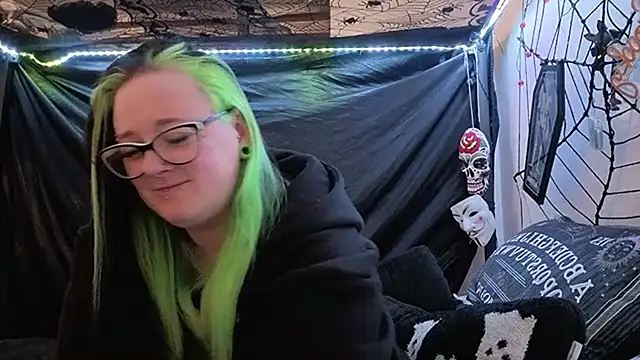 Bunny Cummings online show from February 15, 11:14 pm