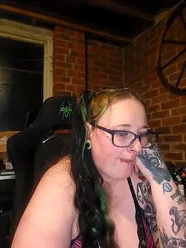 Bunny Cummings online show from November 8, 10:57 pm