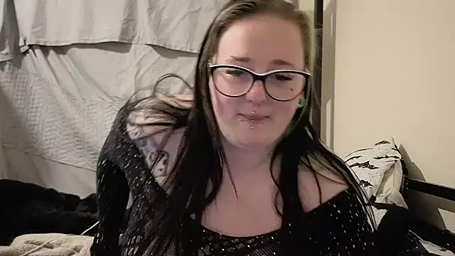 Bunny Cummings online show from May 18, 10:25 pm