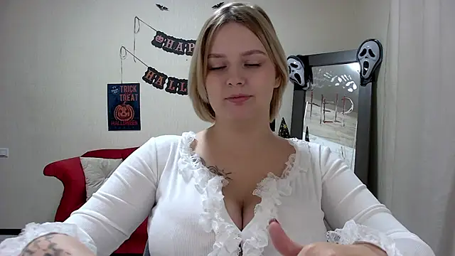 Snapshot of DianeMills chatting on November 2, 5:07 pm DianeMills online show from November 2, 5:07 pm