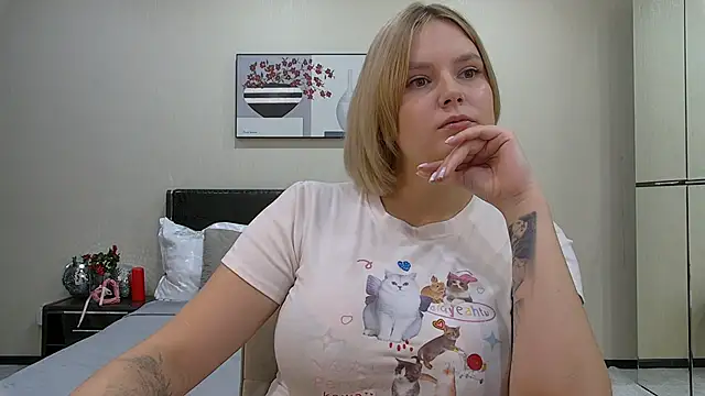 Snapshot of DianeMills chatting on November 26, 7:14 pm DianeMills online show from November 26, 7:14 pm