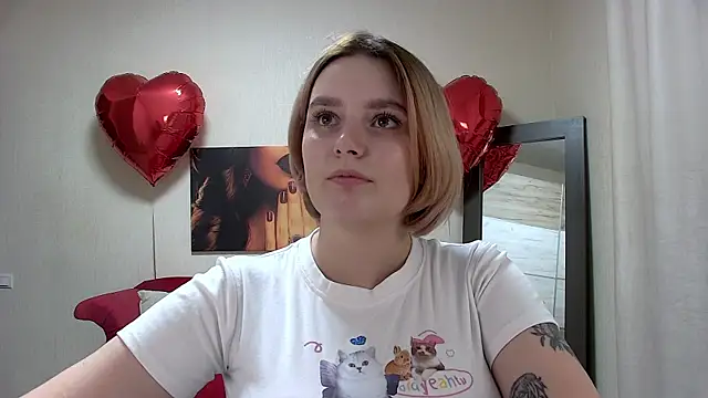 Snapshot of DianeMills chatting on February 25, 7:49 pm DianeMills online show from February 25, 7:49 pm