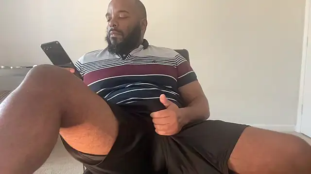 Snapshot of Bbcfun44 chatting on November 25, 10:21 pm Bbcfun44 online show from November 25, 10:21 pm