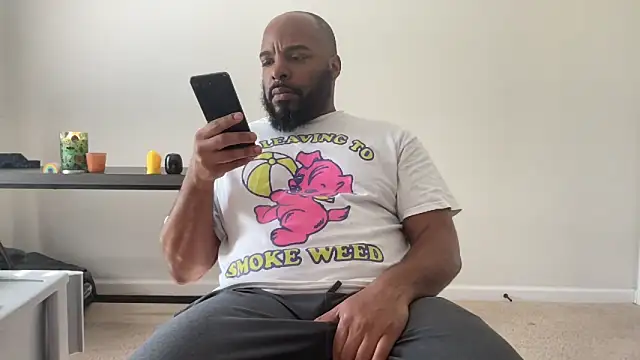 Snapshot of Bbcfun44 chatting on October 27, 3:57 pm Bbcfun44 online show from October 27, 3:57 pm