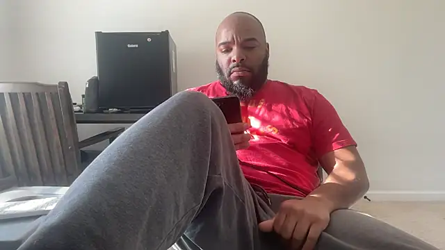 Snapshot of Bbcfun44 chatting on December 15, 4:24 pm Bbcfun44 online show from December 15, 4:24 pm