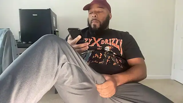 Snapshot of Bbcfun44 chatting on December 1, 7:59 pm Bbcfun44 online show from December 1, 7:59 pm