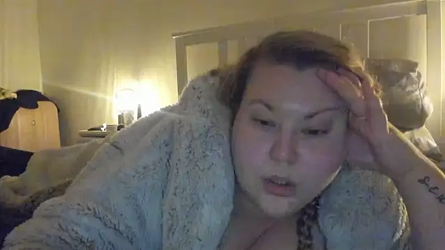 Busty-BBW-Emilie online show from January 21, 2:00 am