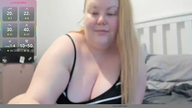 Snapshot of Busty-BBW-Emilie chatting on October 25, 3:34 pm Busty-BBW-Emilie online show from October 25, 3:34 pm