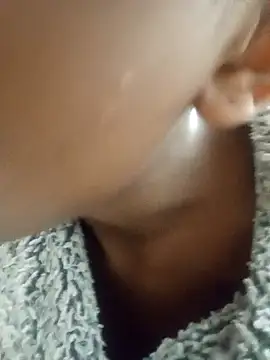 sexypetitexdoll23 online show from December 14, 6:20 pm