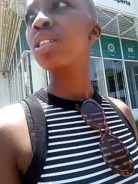 sexypetitexdoll23 online show from January 31, 9:27 am