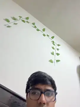 BoyzaraHatke online show from April 6, 8:43 pm