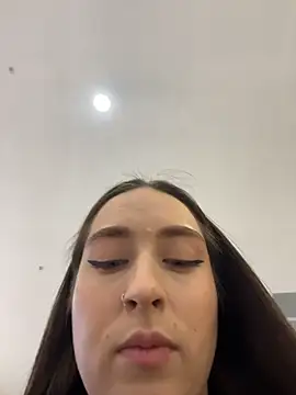 Holly Play online show from December 17, 12:10 pm