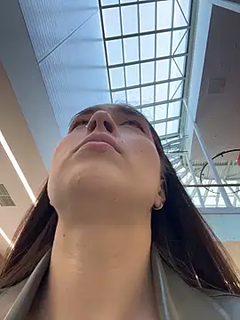 Holly Play online show from March 24, 8:58 am